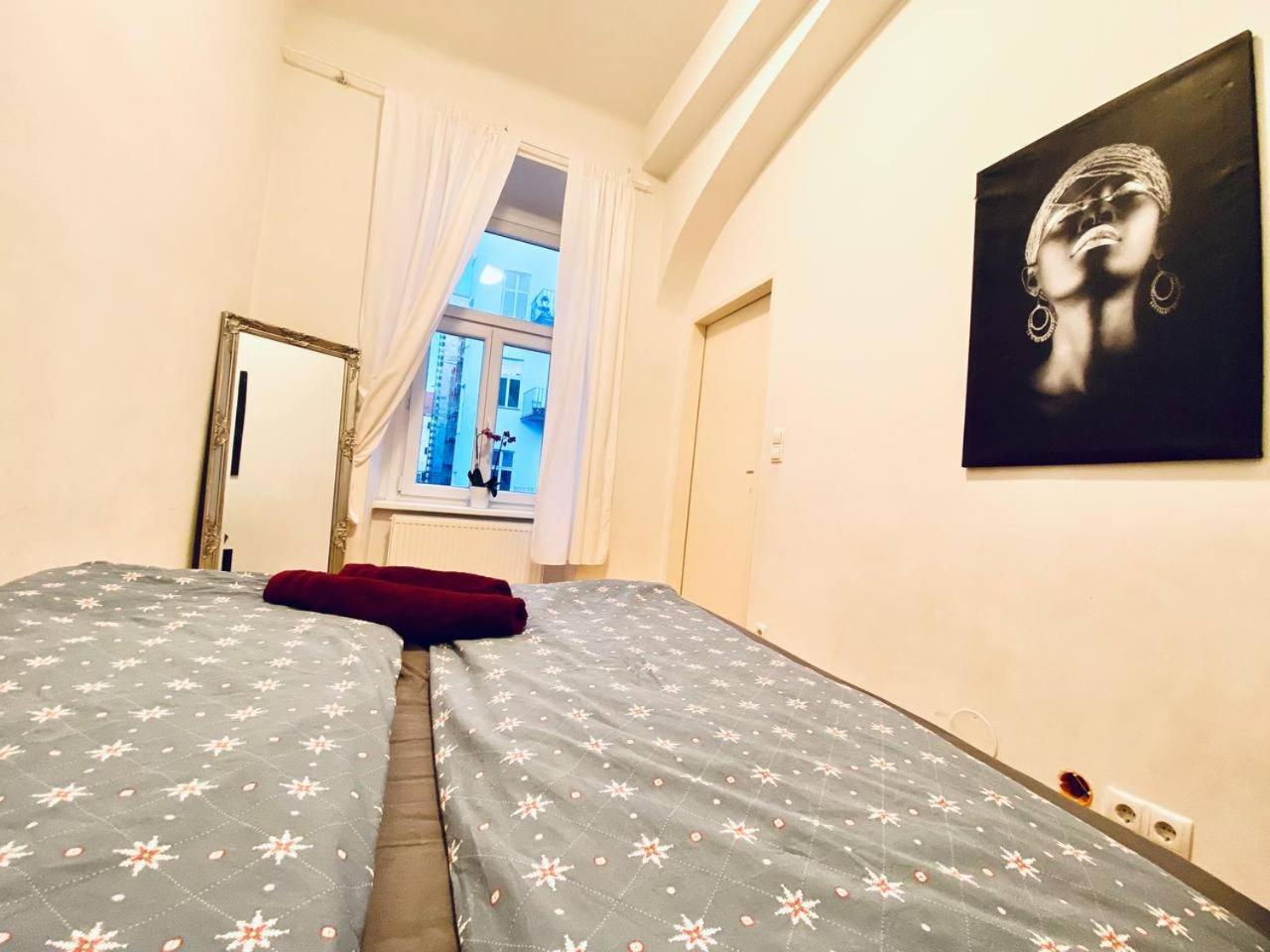 וינה Family Apartment Th8 8 מראה חיצוני תמונה