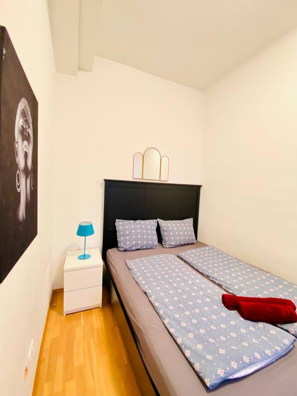וינה Family Apartment Th8 8 מראה חיצוני תמונה