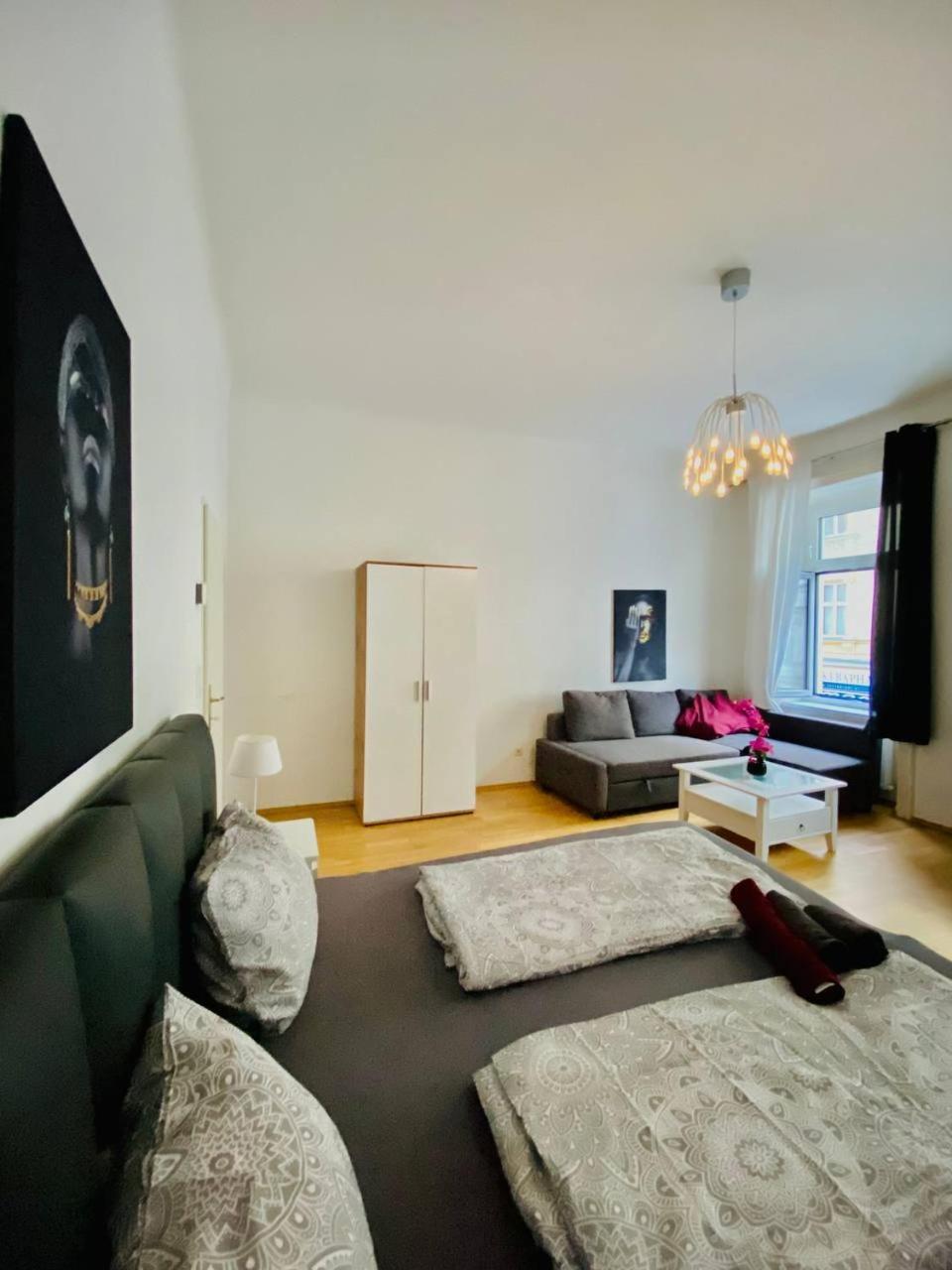 וינה Family Apartment Th8 8 מראה חיצוני תמונה
